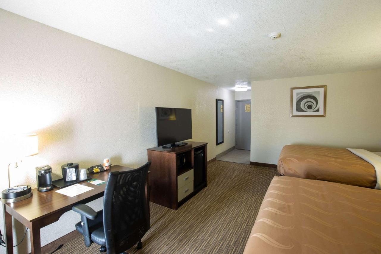Quality & Hotel 2*
